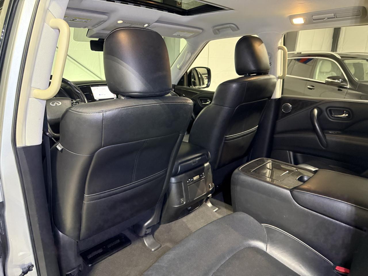 Infiniti QX80 LUXE 2020