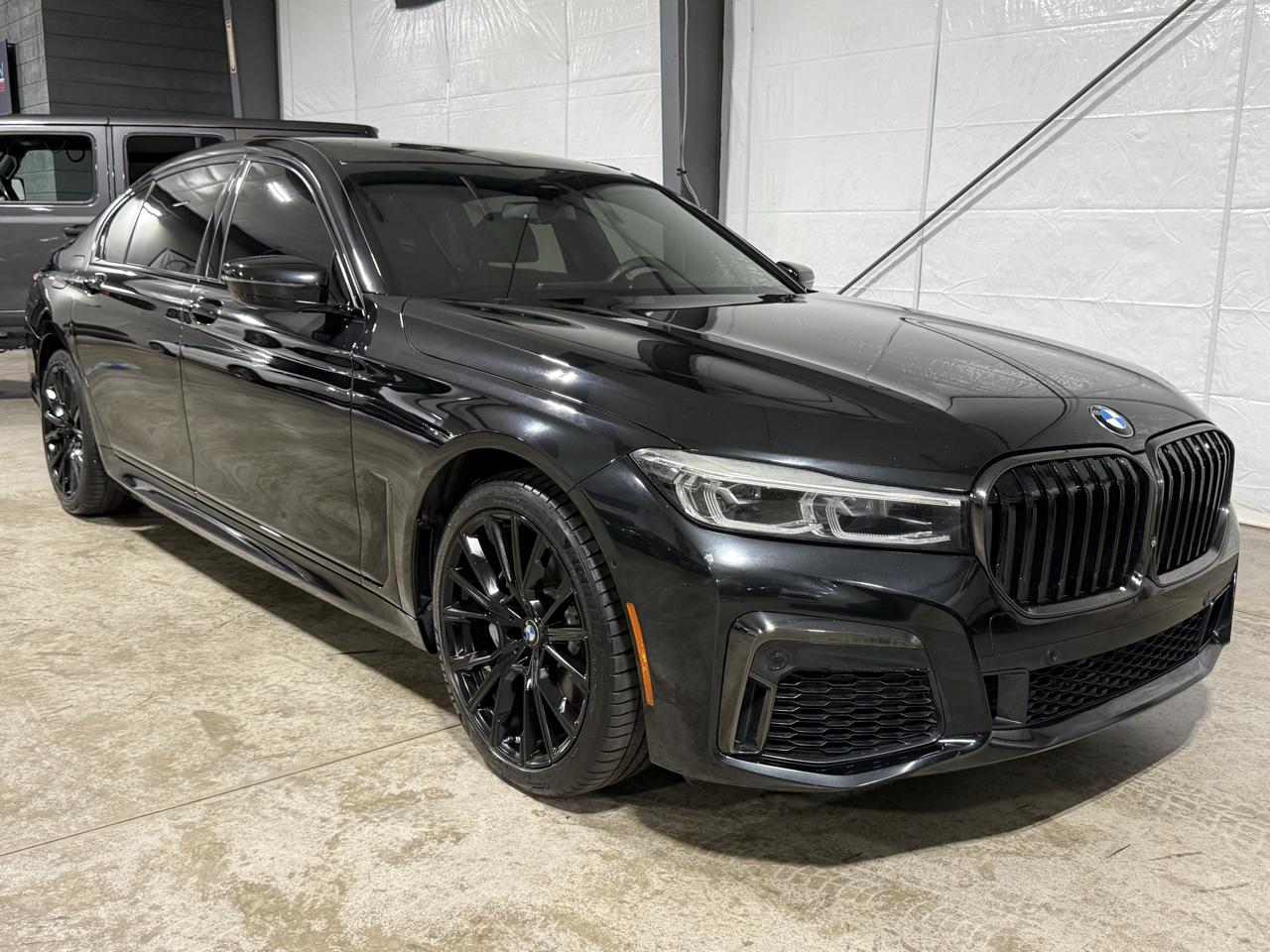 BMW 7-Series  2020