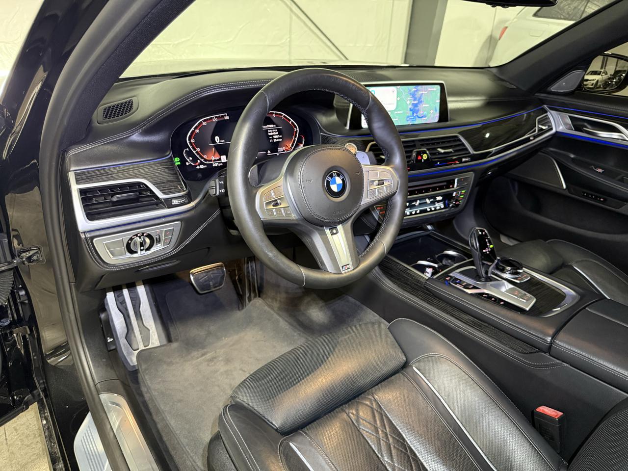 BMW 7-Series  2020