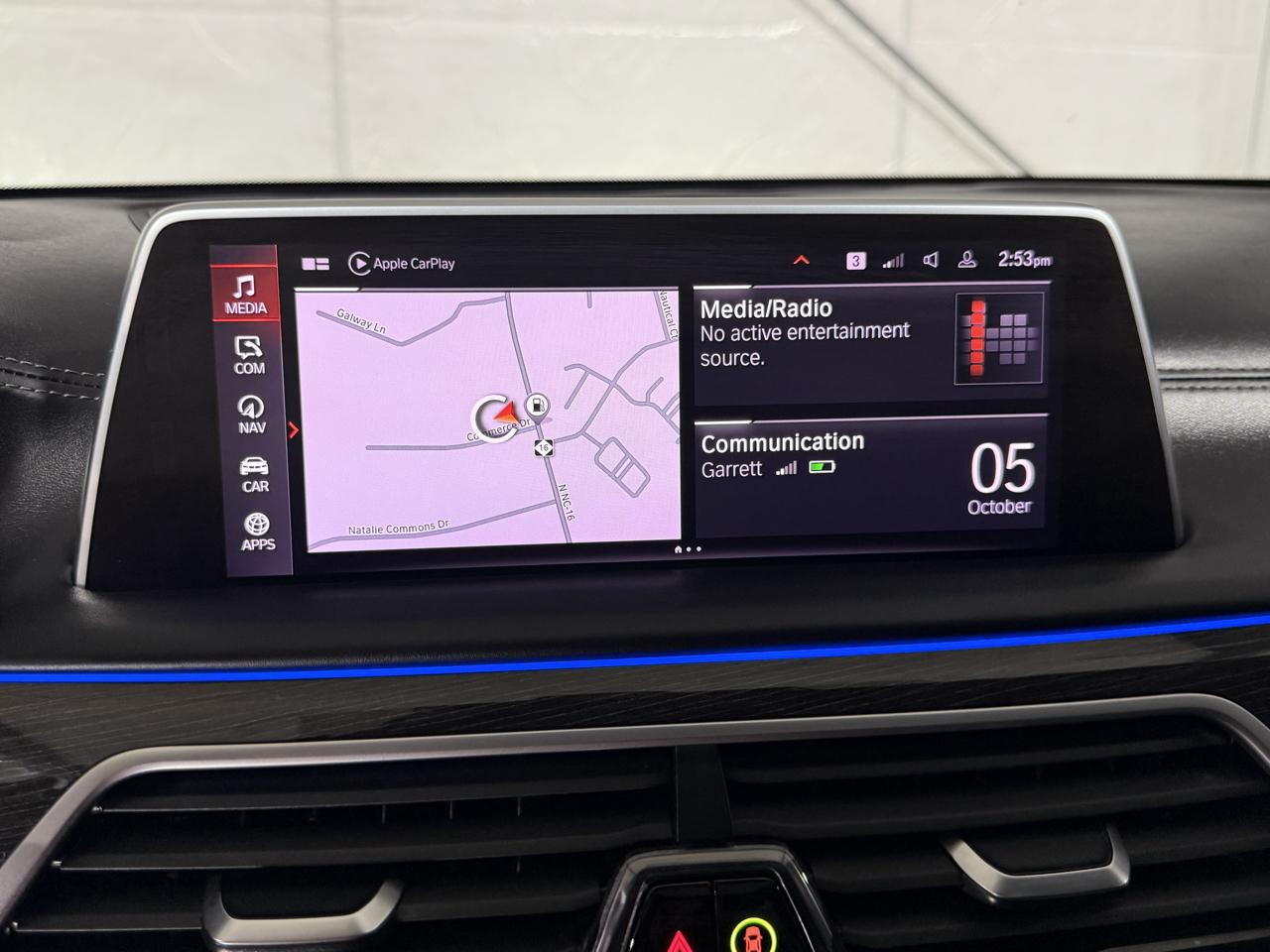 BMW 7-Series  2020