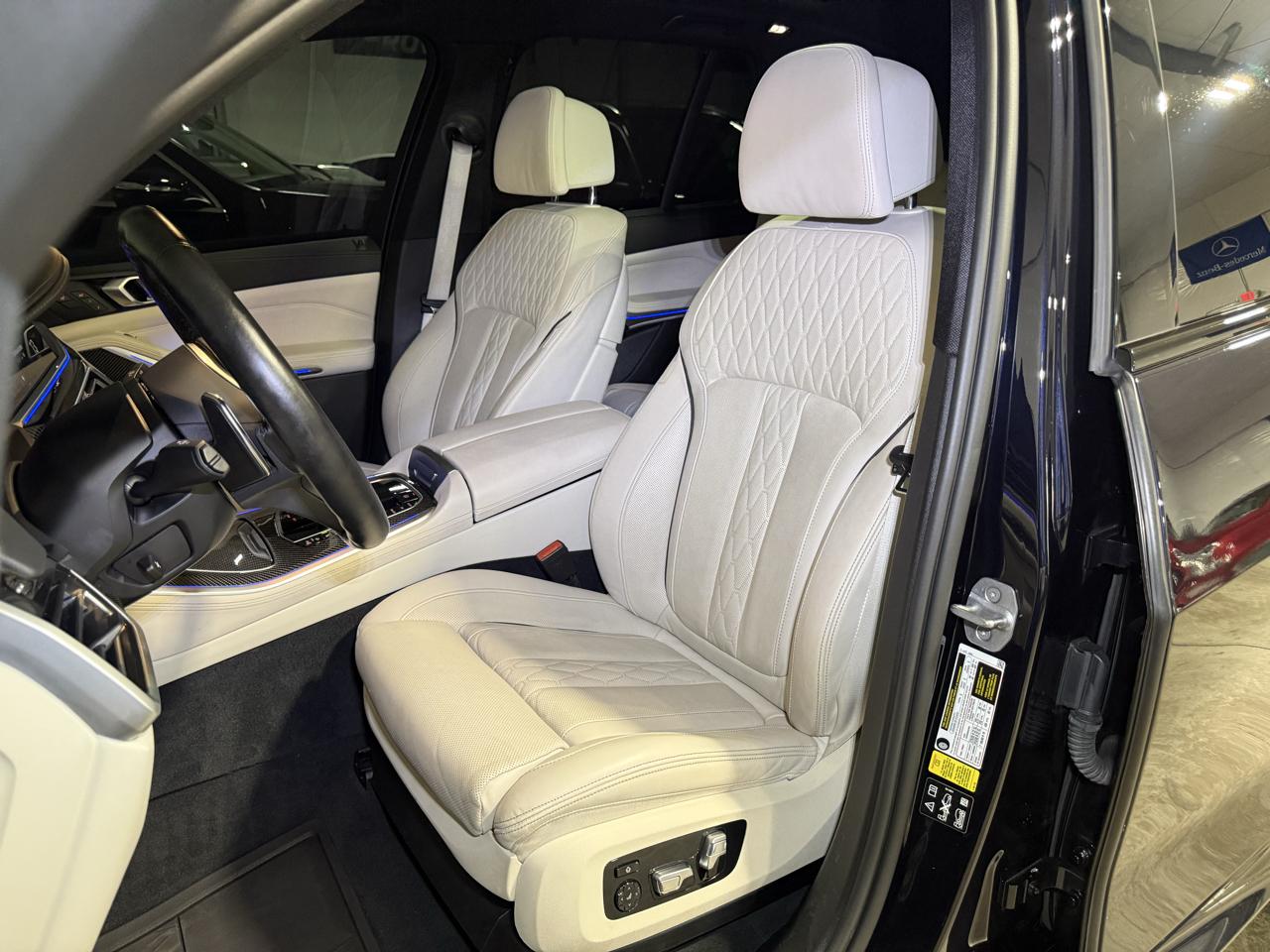 BMW X5 M50i 2022