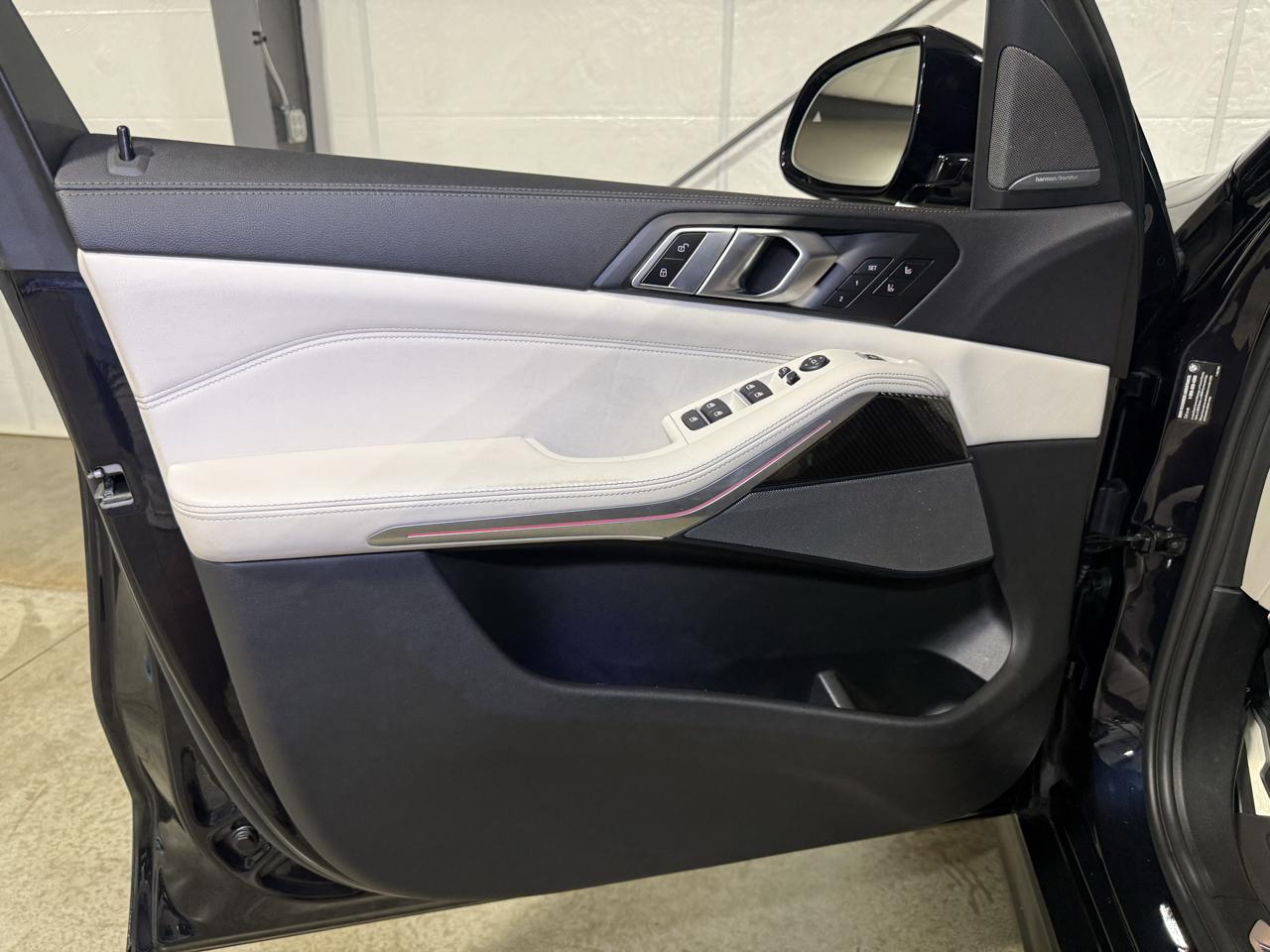 BMW X5 M50i 2022