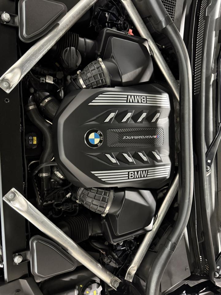 BMW X5 M50i 2022