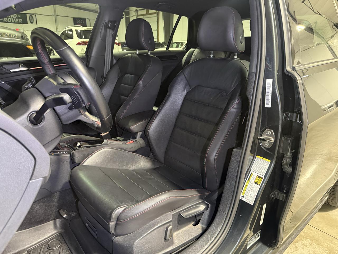 Volkswagen GTI SE 4D Hatchback 2015