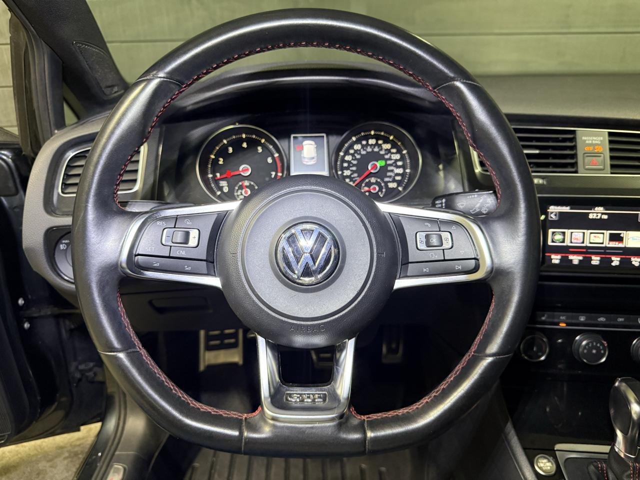 Volkswagen GTI SE 4D Hatchback 2015