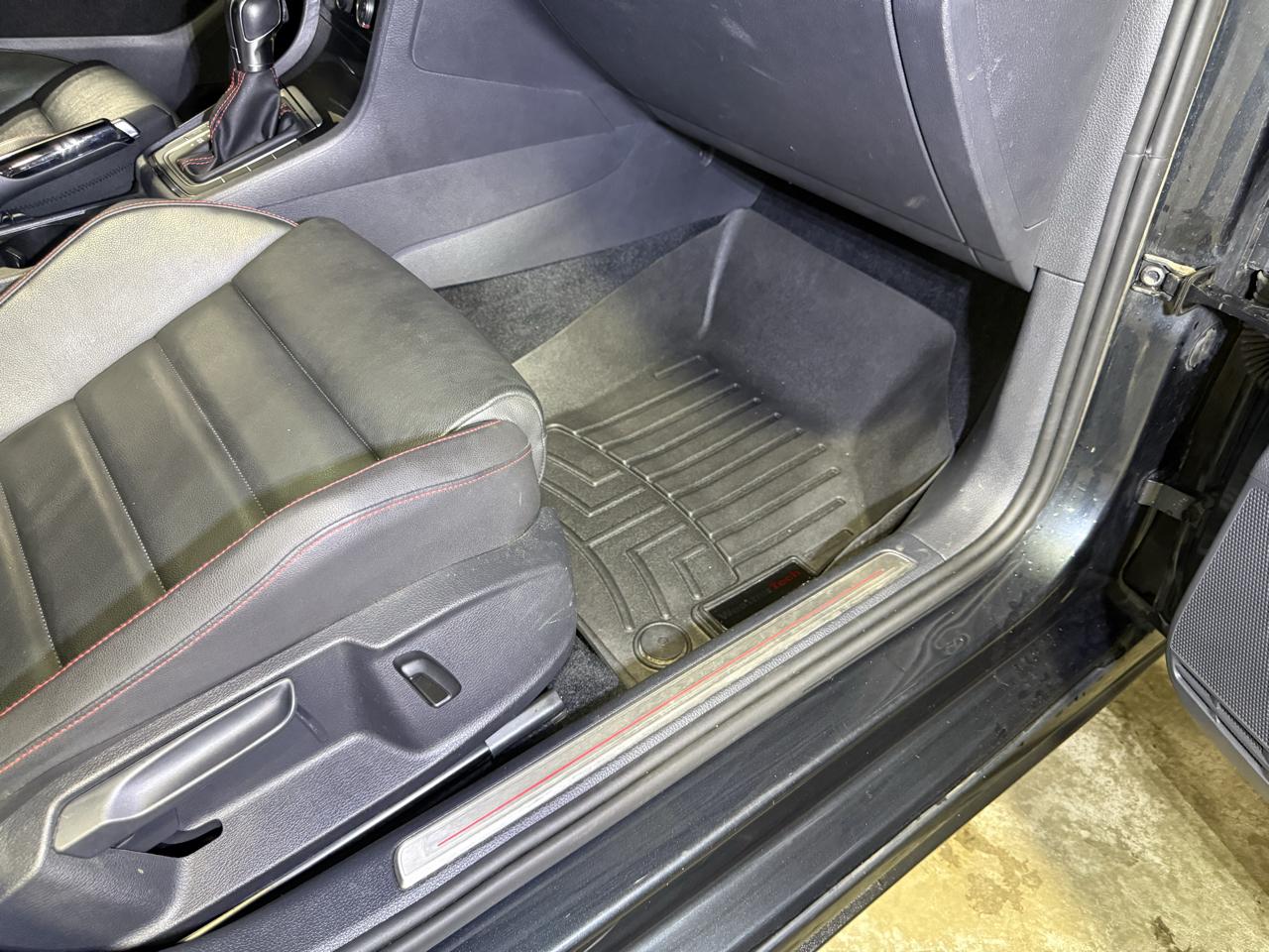 Volkswagen GTI SE 4D Hatchback 2015