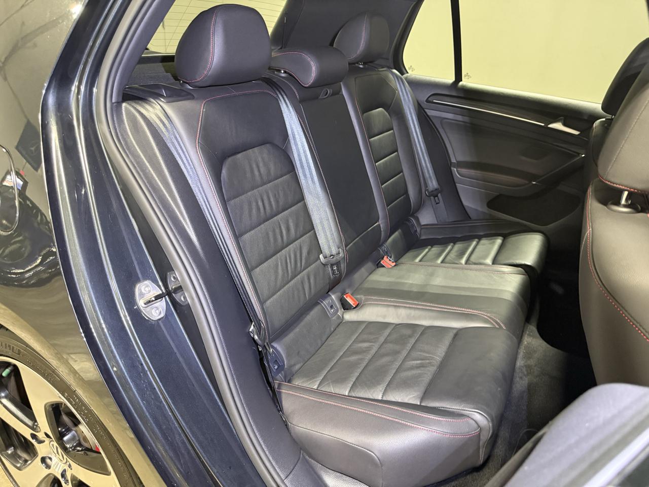 Volkswagen GTI SE 4D Hatchback 2015