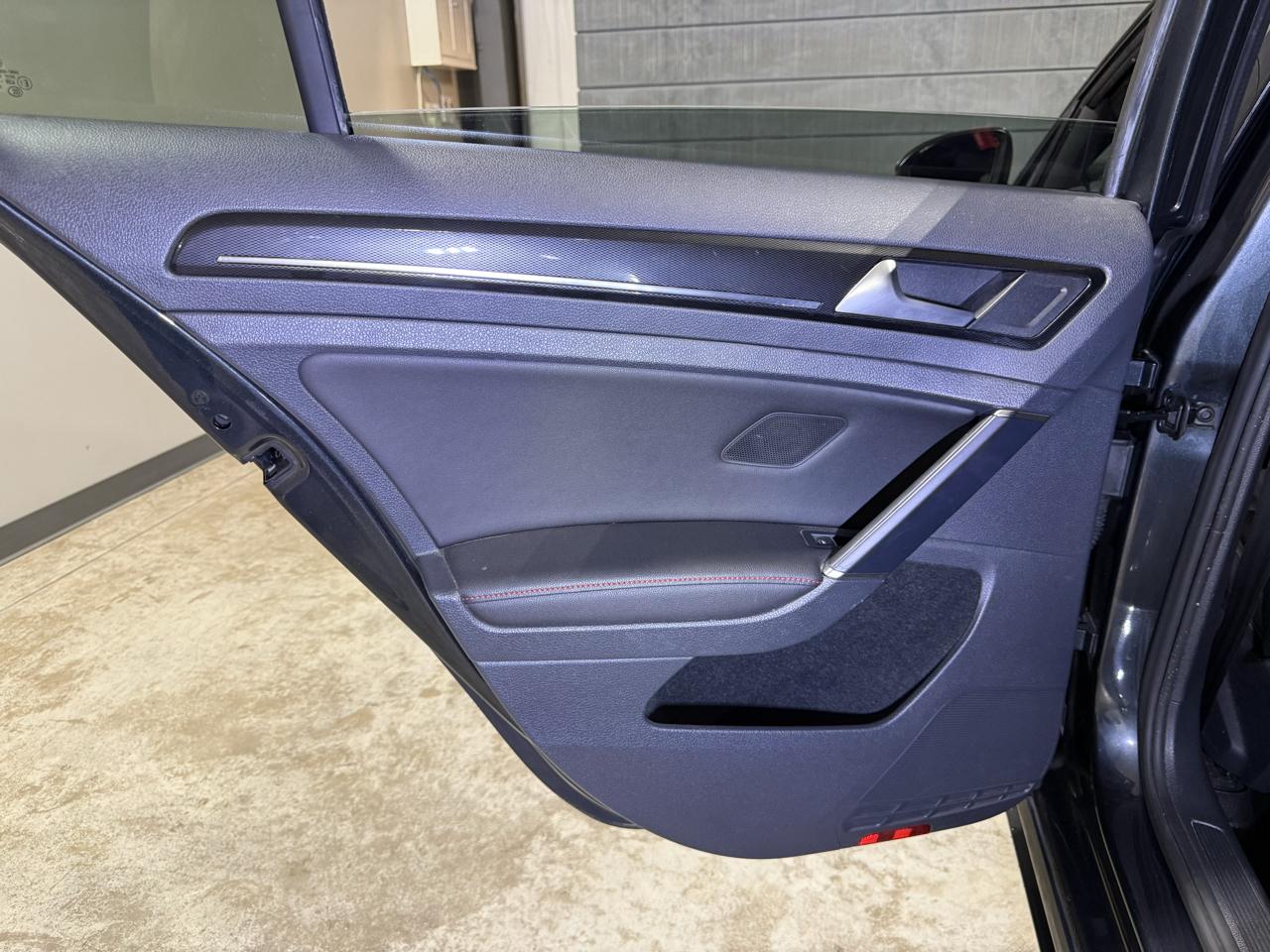Volkswagen GTI SE 4D Hatchback 2015
