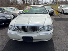 2004 Lincoln Town Car 