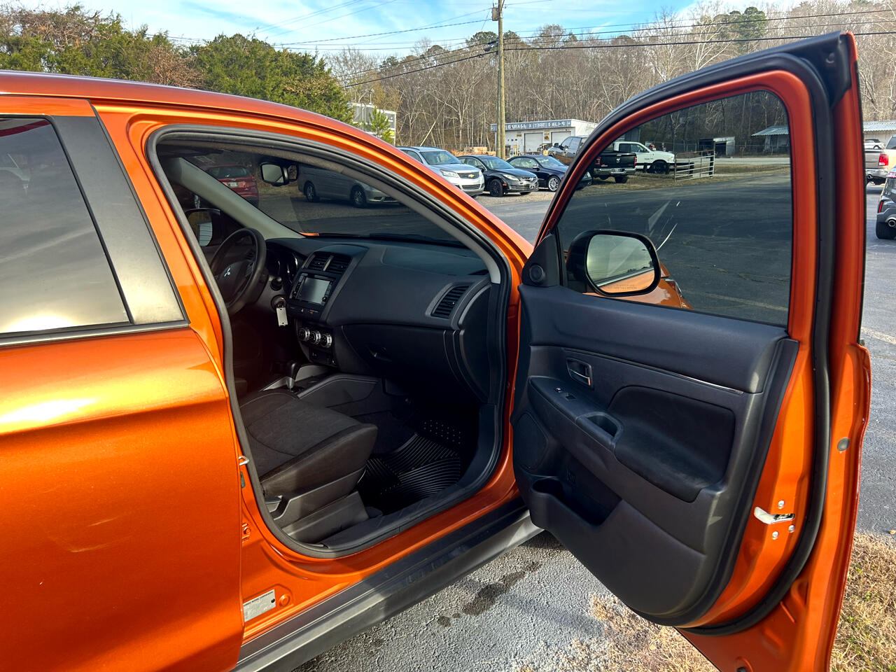 Mitsubishi Outlander Sport  2021