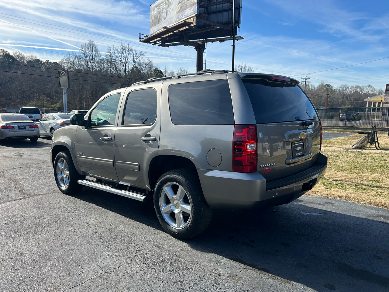 Chevrolet Tahoe  2012