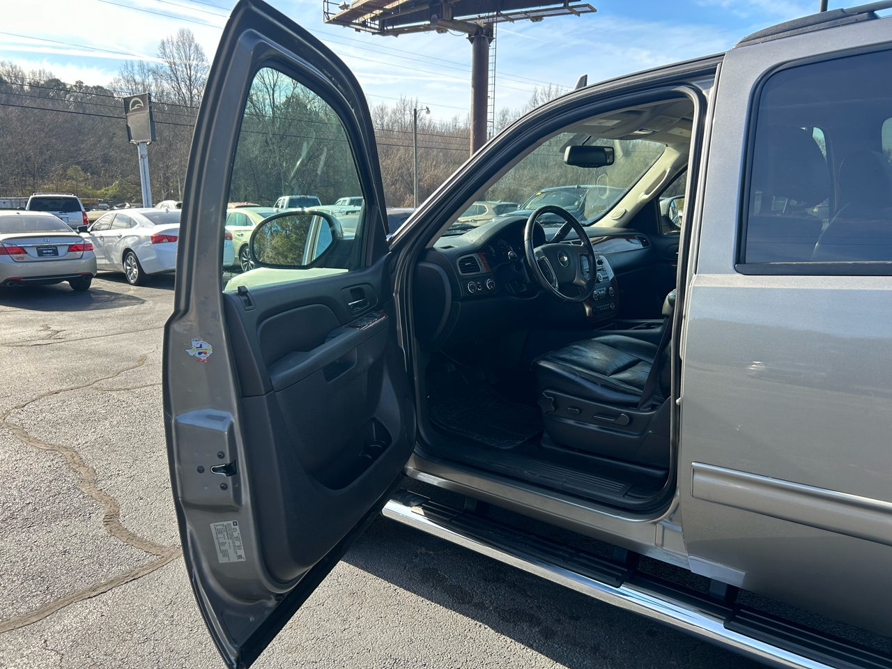 Chevrolet Tahoe  2012