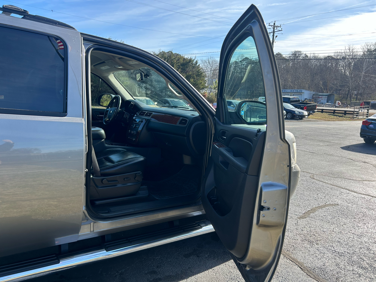 Chevrolet Tahoe  2012