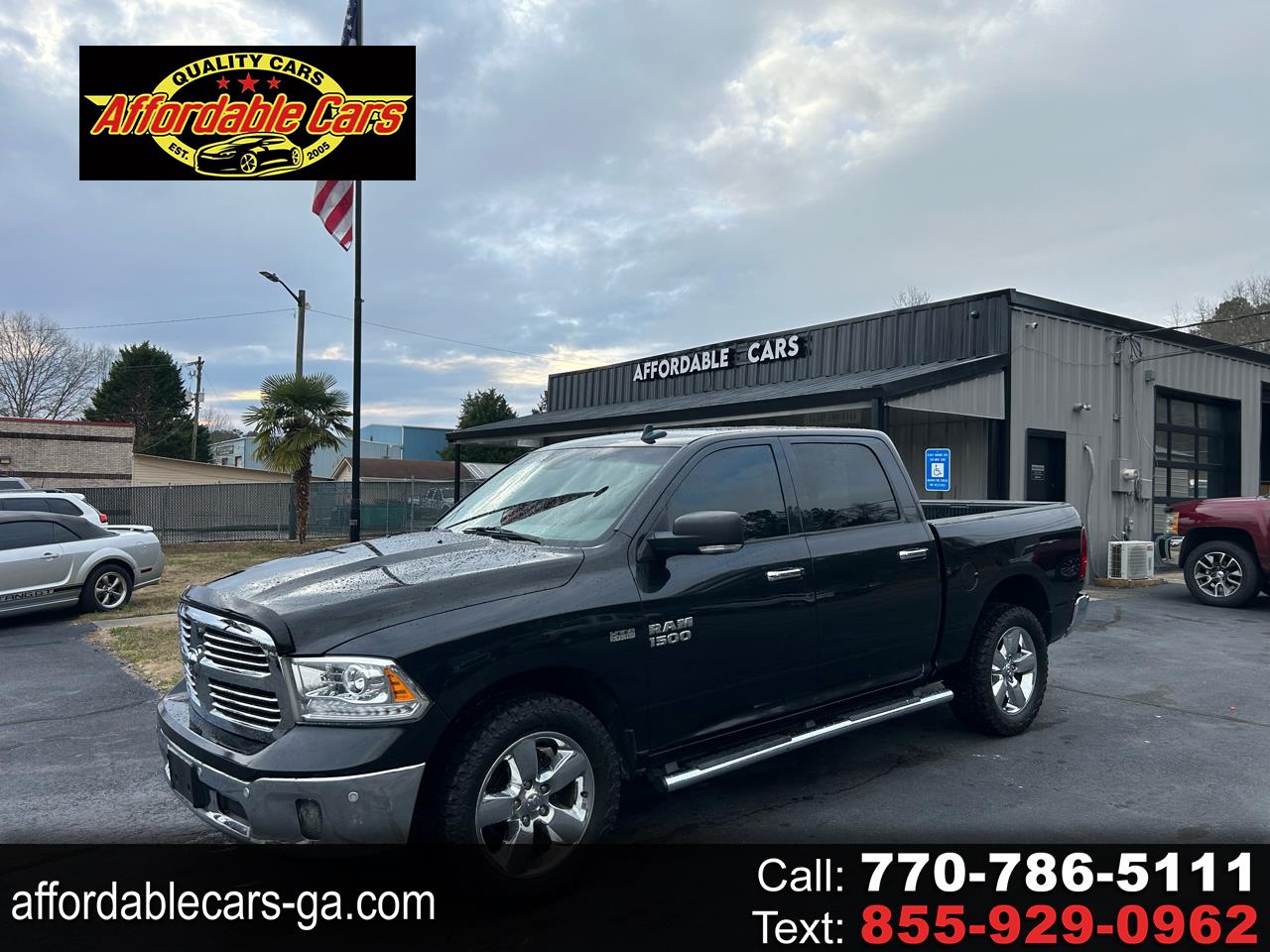 2017 RAM 1500 SLT