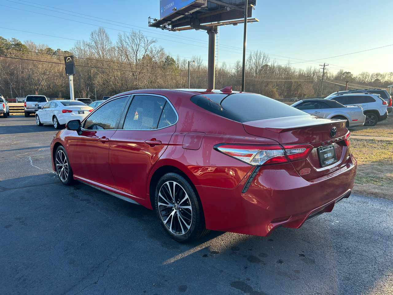 Toyota Camry SE 2020