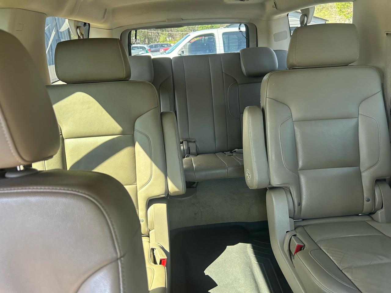 Chevrolet Suburban LT 2WD 2016