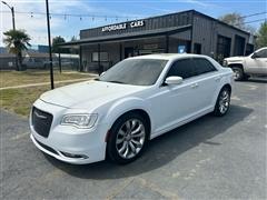 2017 Chrysler 300 