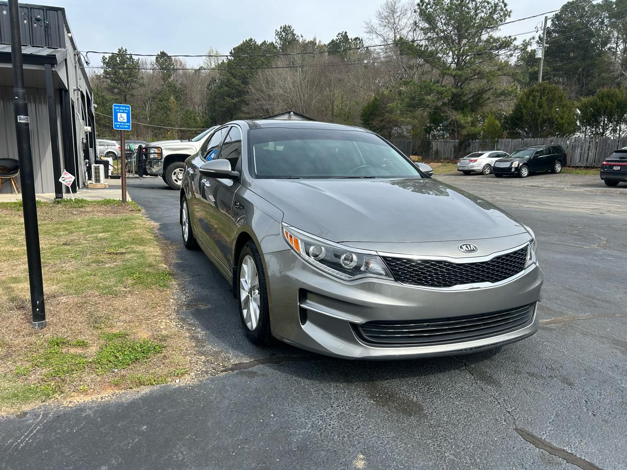 Kia Optima  2017