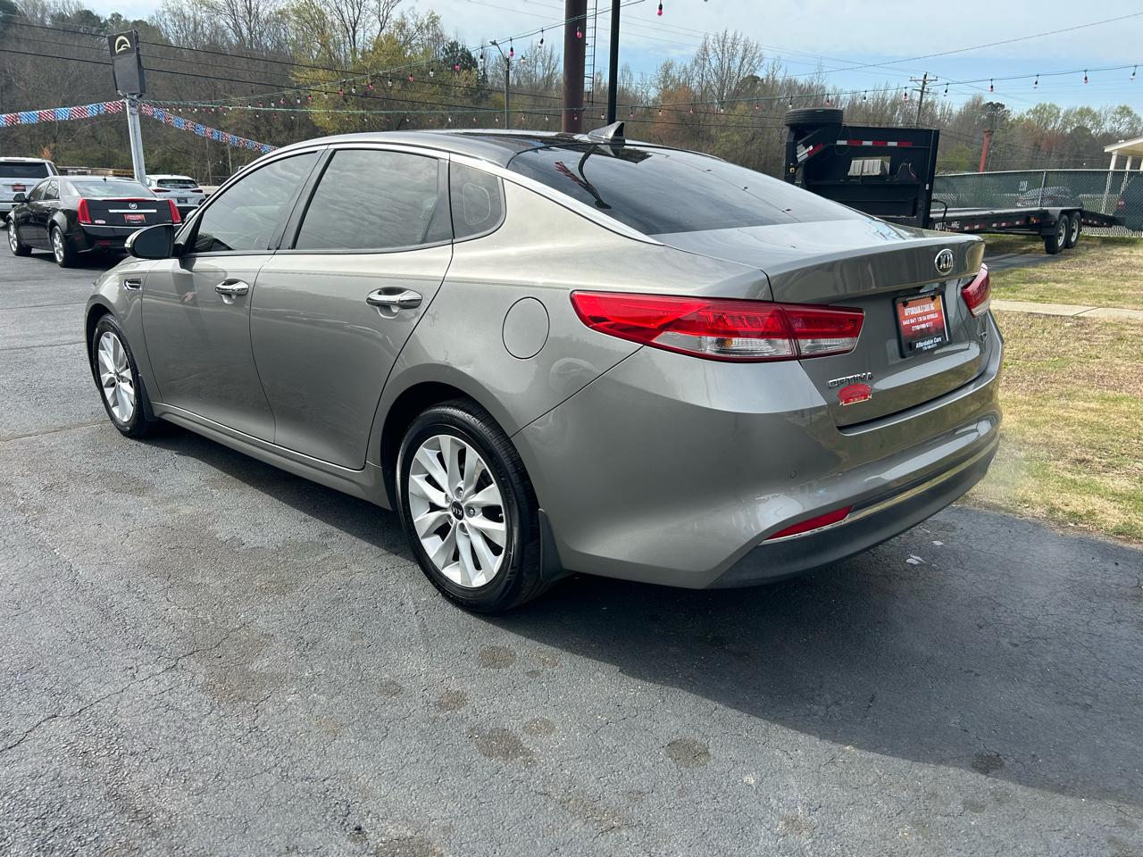 Kia Optima  2017