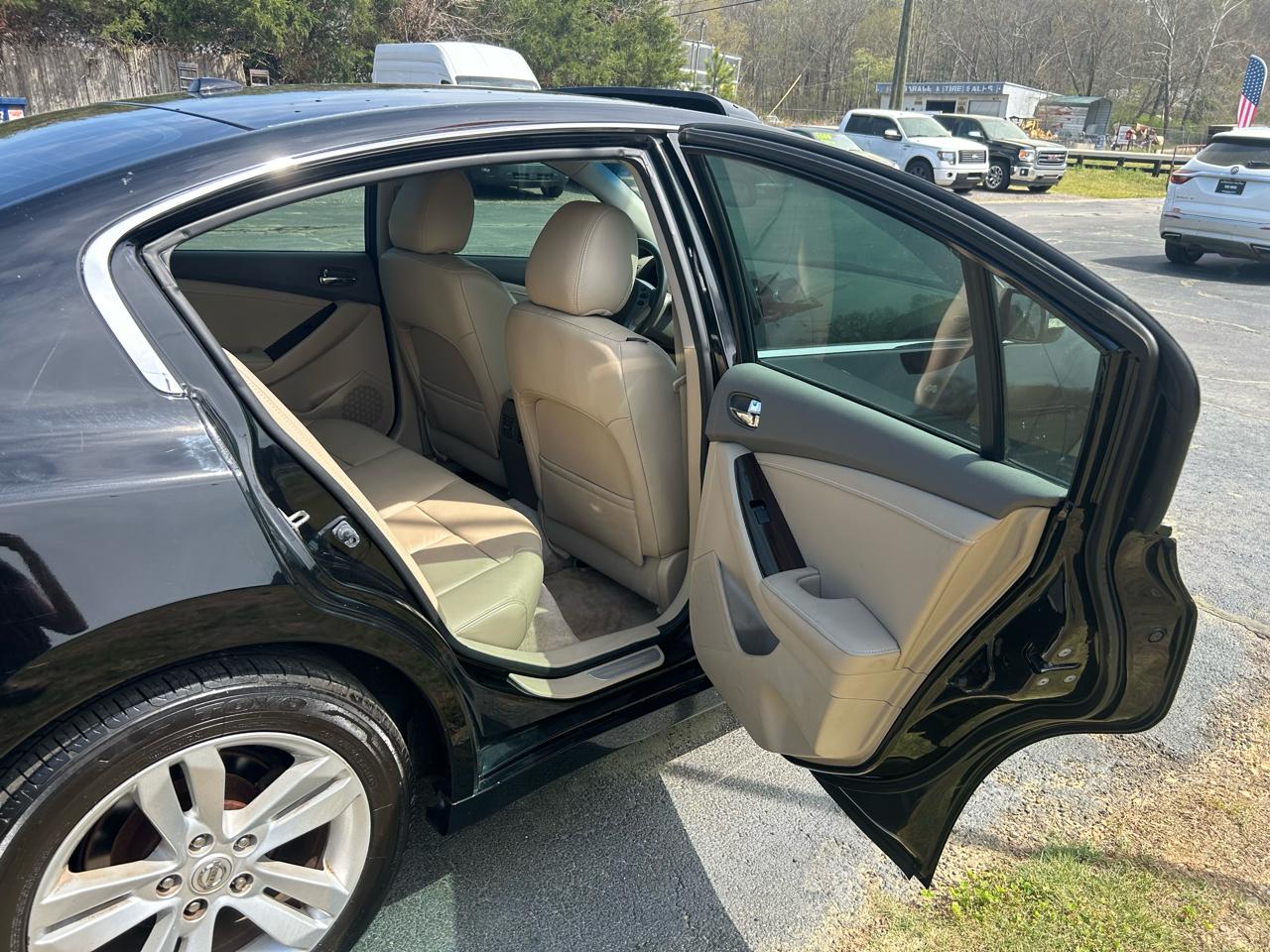 Nissan Altima SR 2012