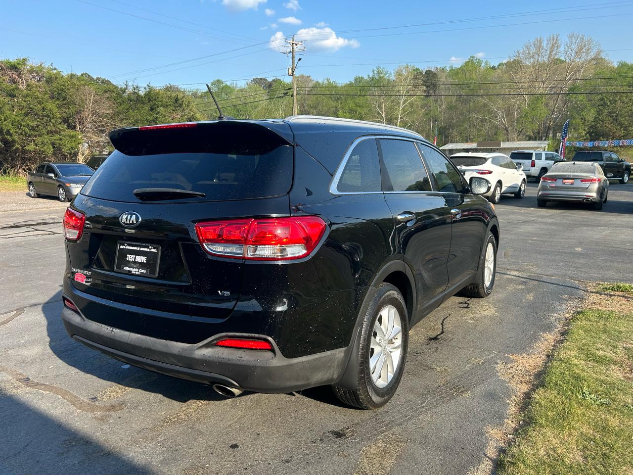 Kia Sorento LX V6 2WD 2016