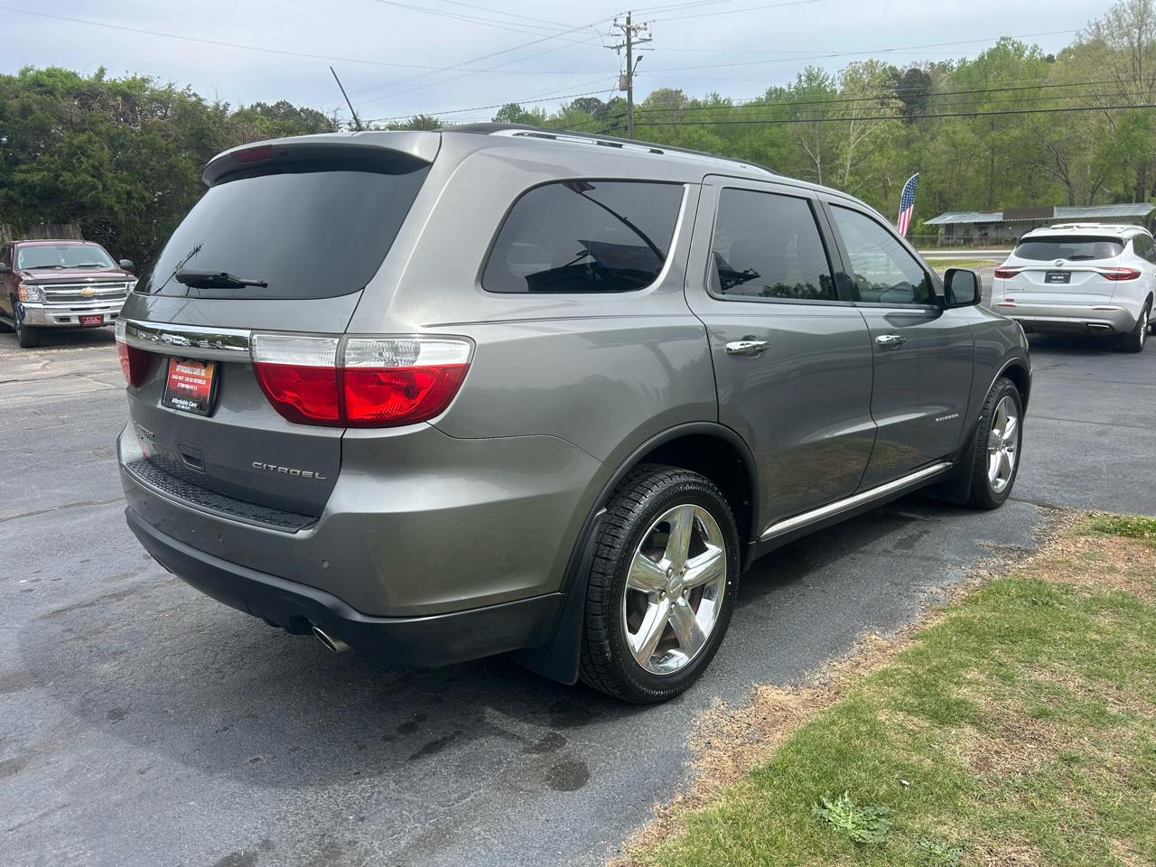 Dodge Durango Citadel AWD 2011