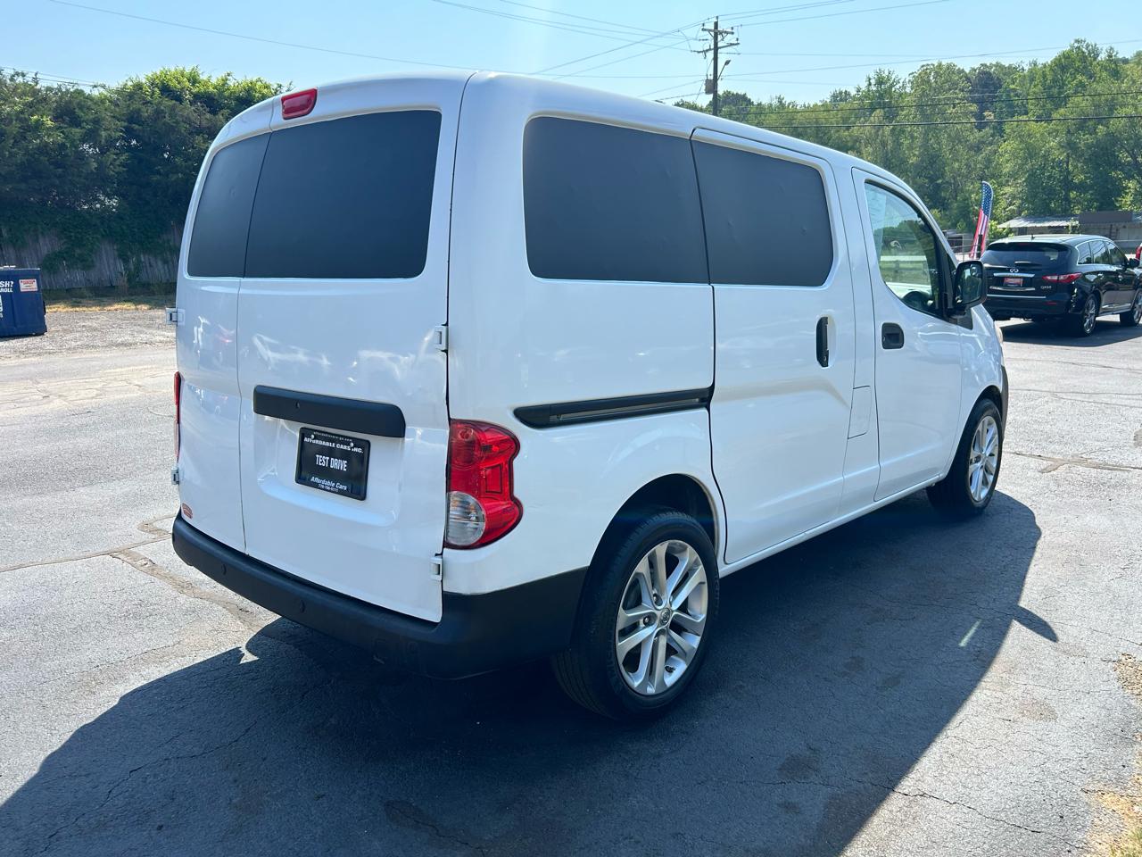 Nissan NV200 SV 2015