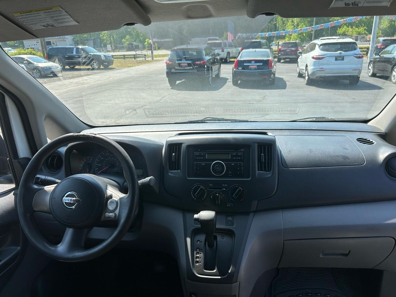 Nissan NV200 SV 2015