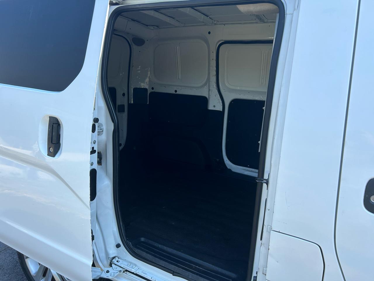 Nissan NV200 SV 2015