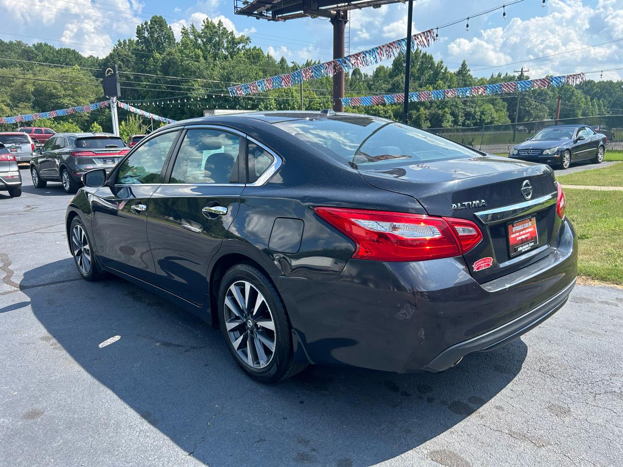 Nissan Altima  2017