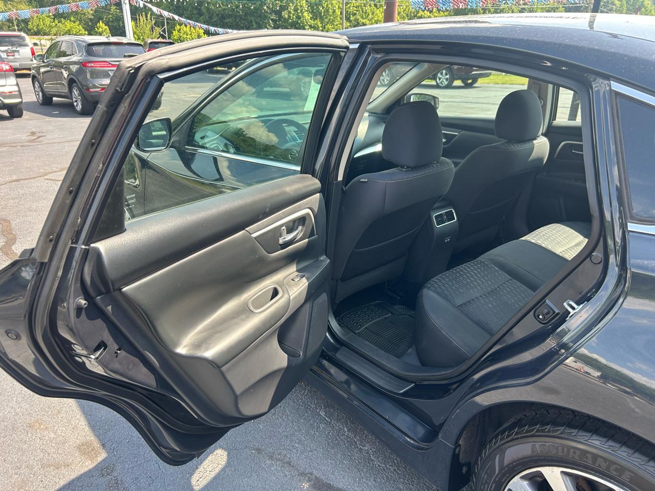 Nissan Altima  2017