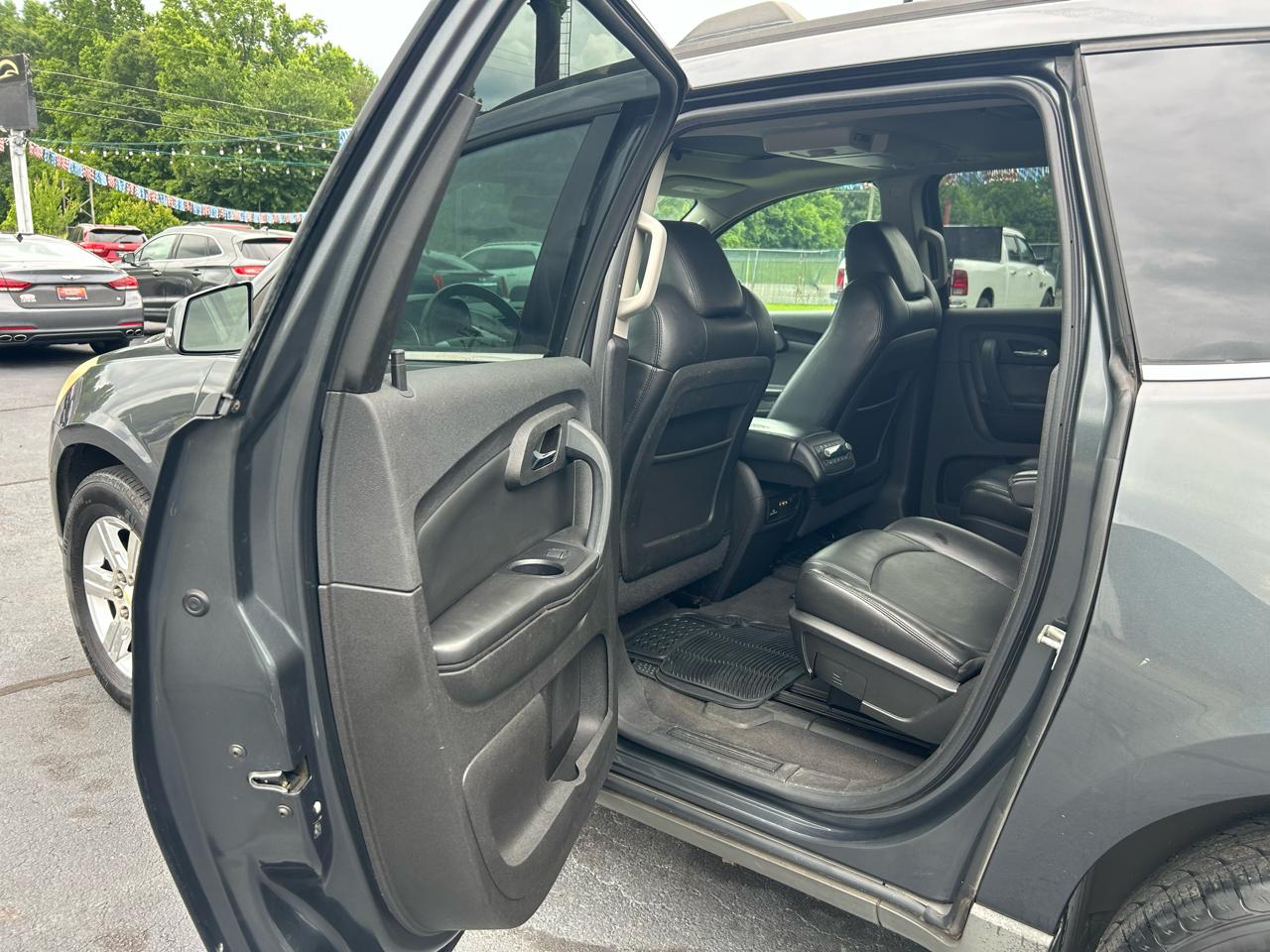 Chevrolet Traverse LT 2012