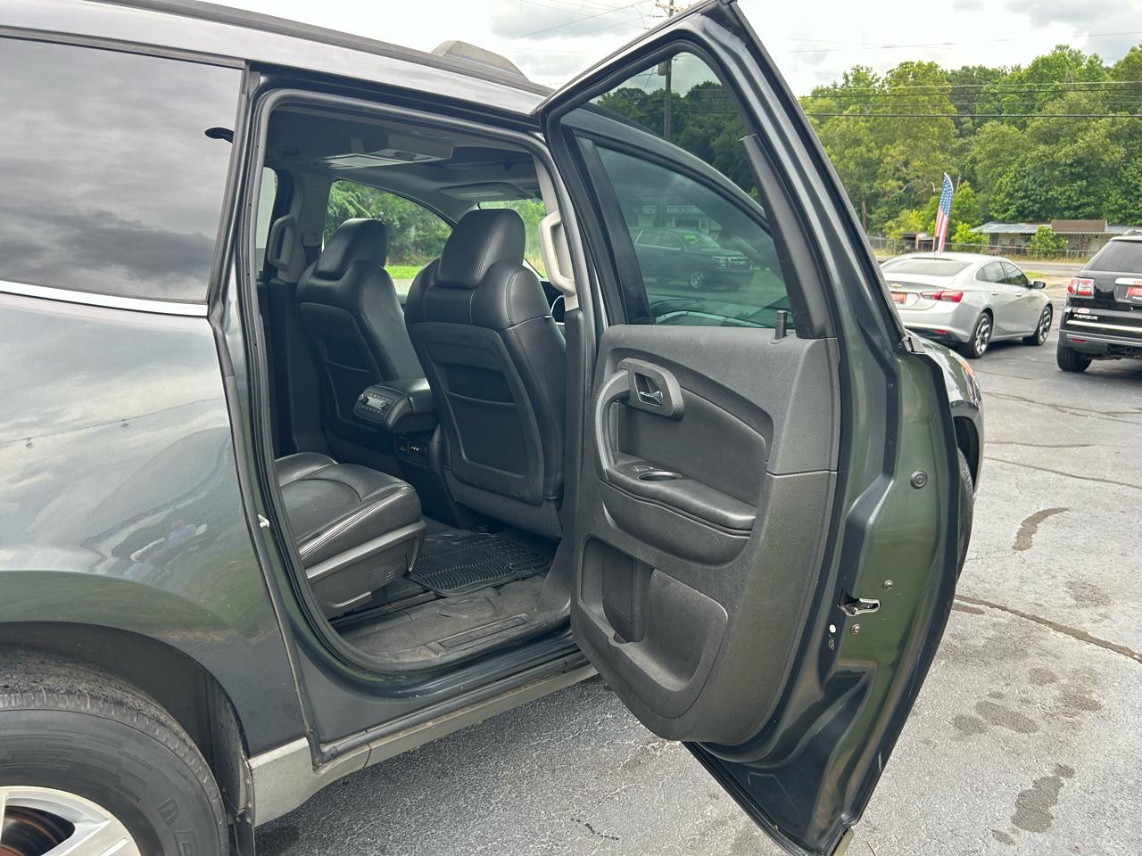 Chevrolet Traverse LT 2012