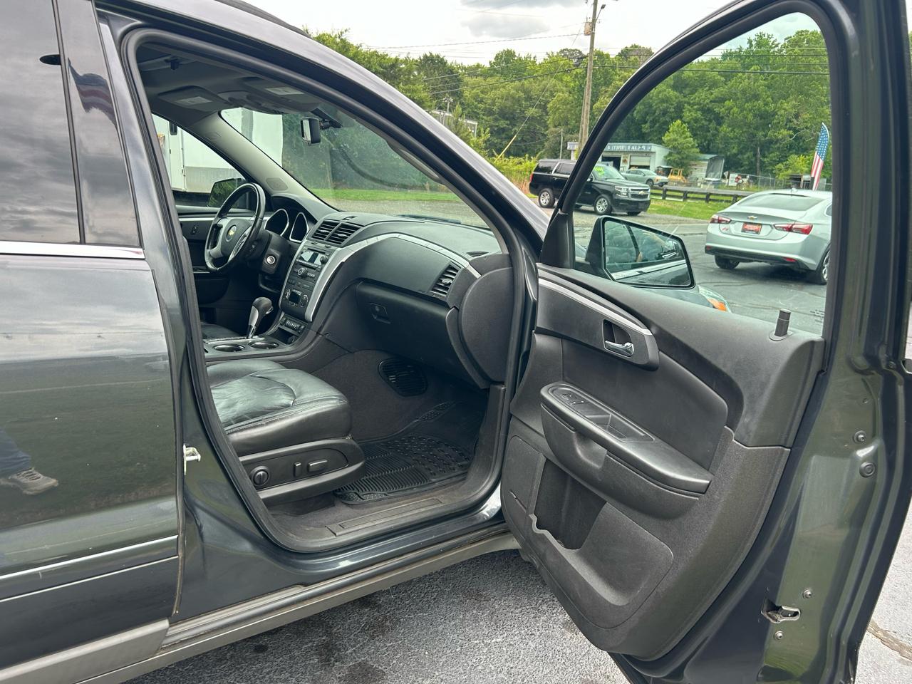 Chevrolet Traverse LT 2012