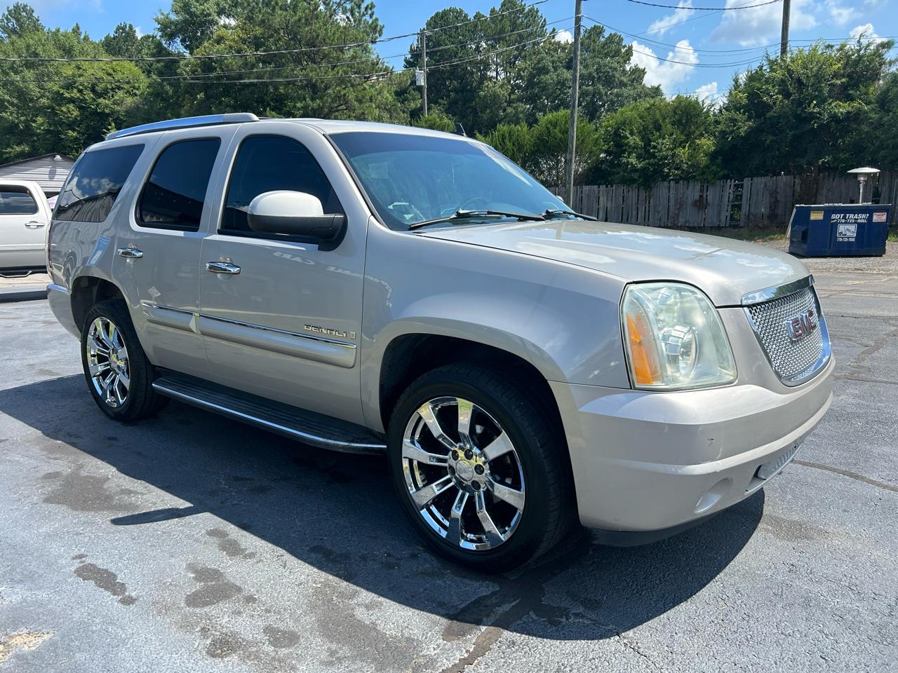 GMC Yukon Denali AWD 2007