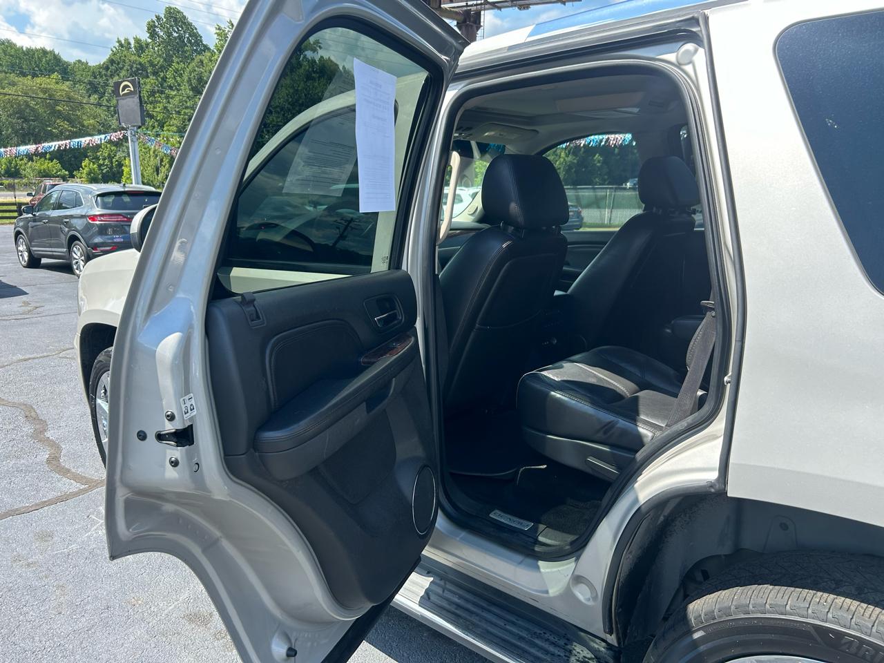GMC Yukon Denali AWD 2007