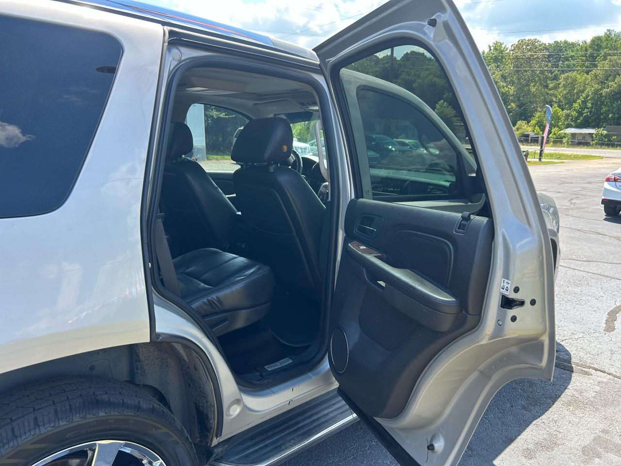 GMC Yukon Denali AWD 2007