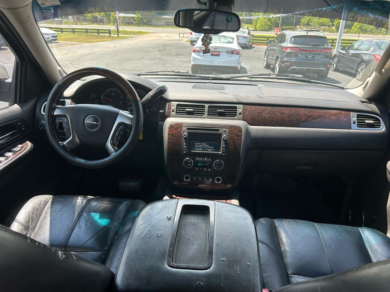 GMC Yukon Denali AWD 2007