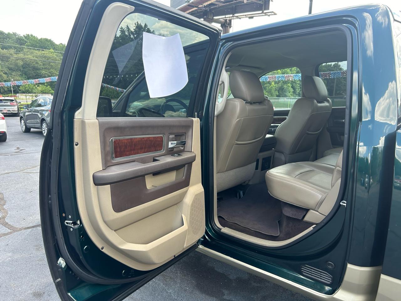 RAM 1500 Sport Crew Cab 4WD 2011