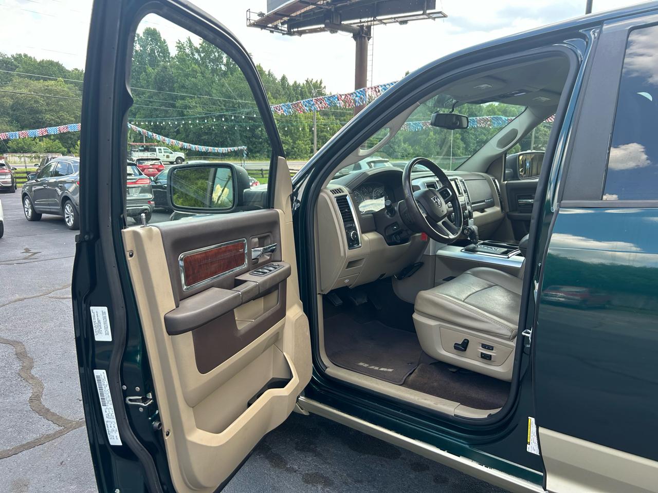 RAM 1500 Sport Crew Cab 4WD 2011