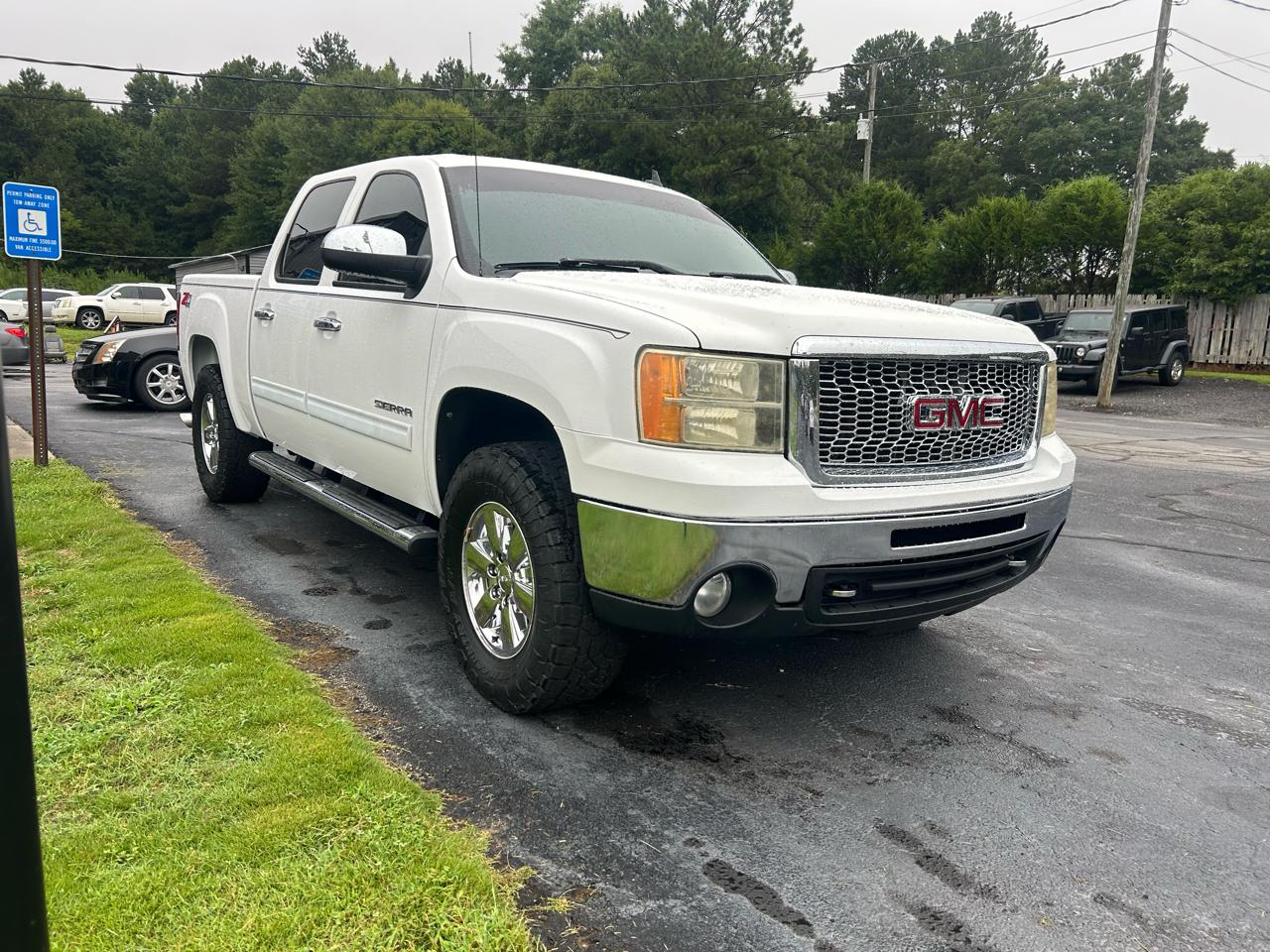 GMC Sierra 1500 SLE Crew Cab 4WD 2011