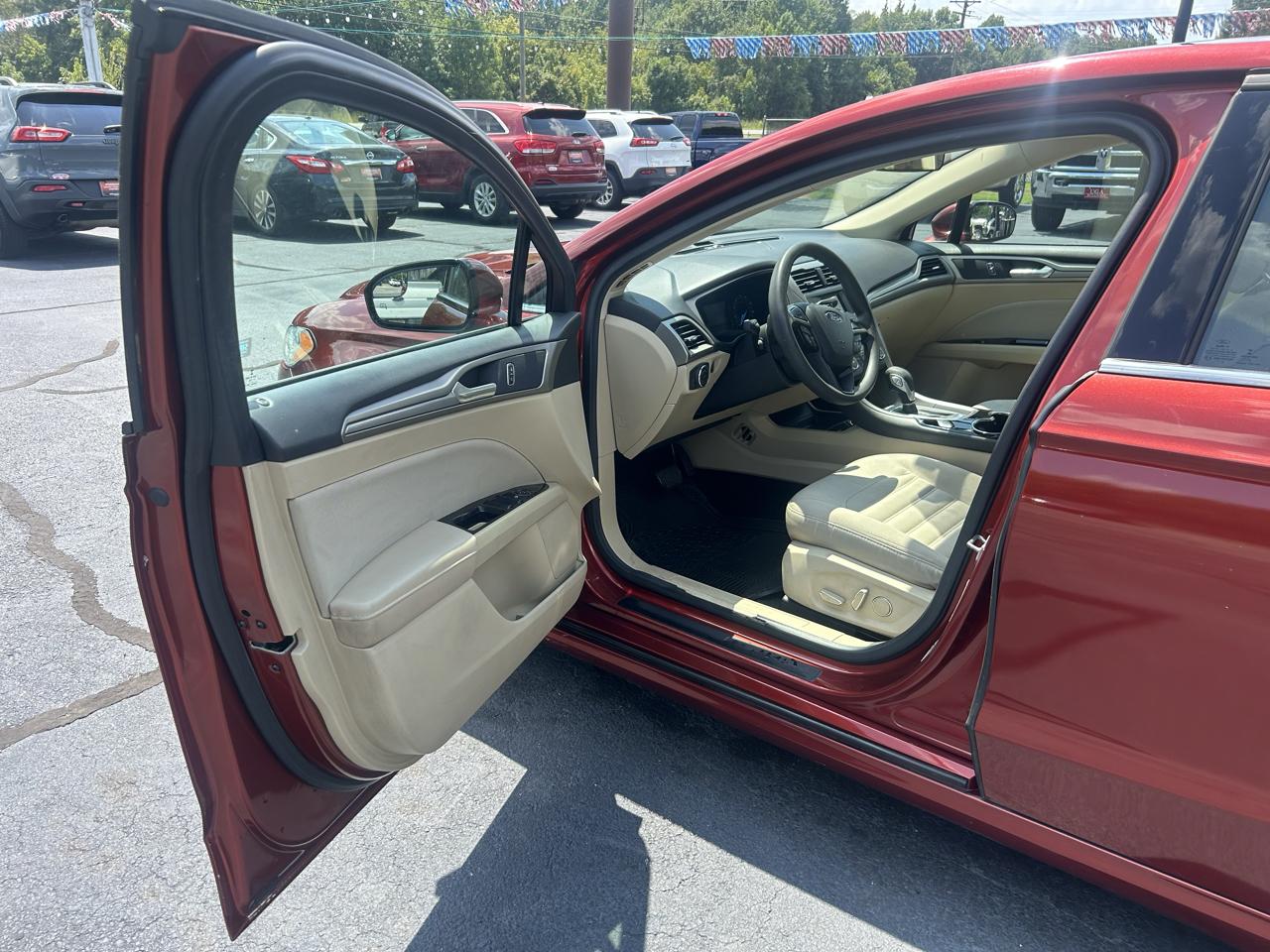 Ford Fusion  2014
