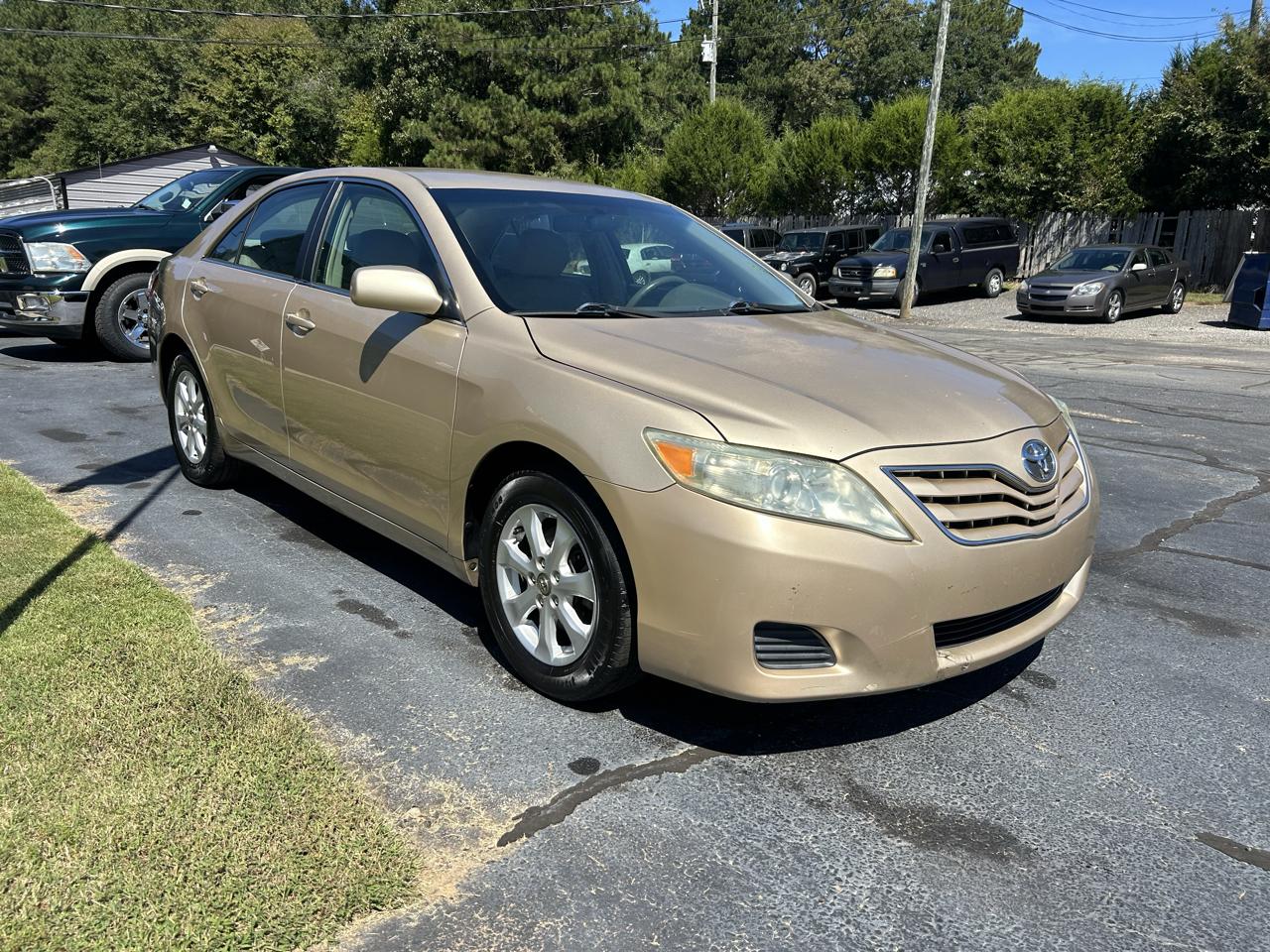 Toyota Camry Base 6-Spd AT 2011