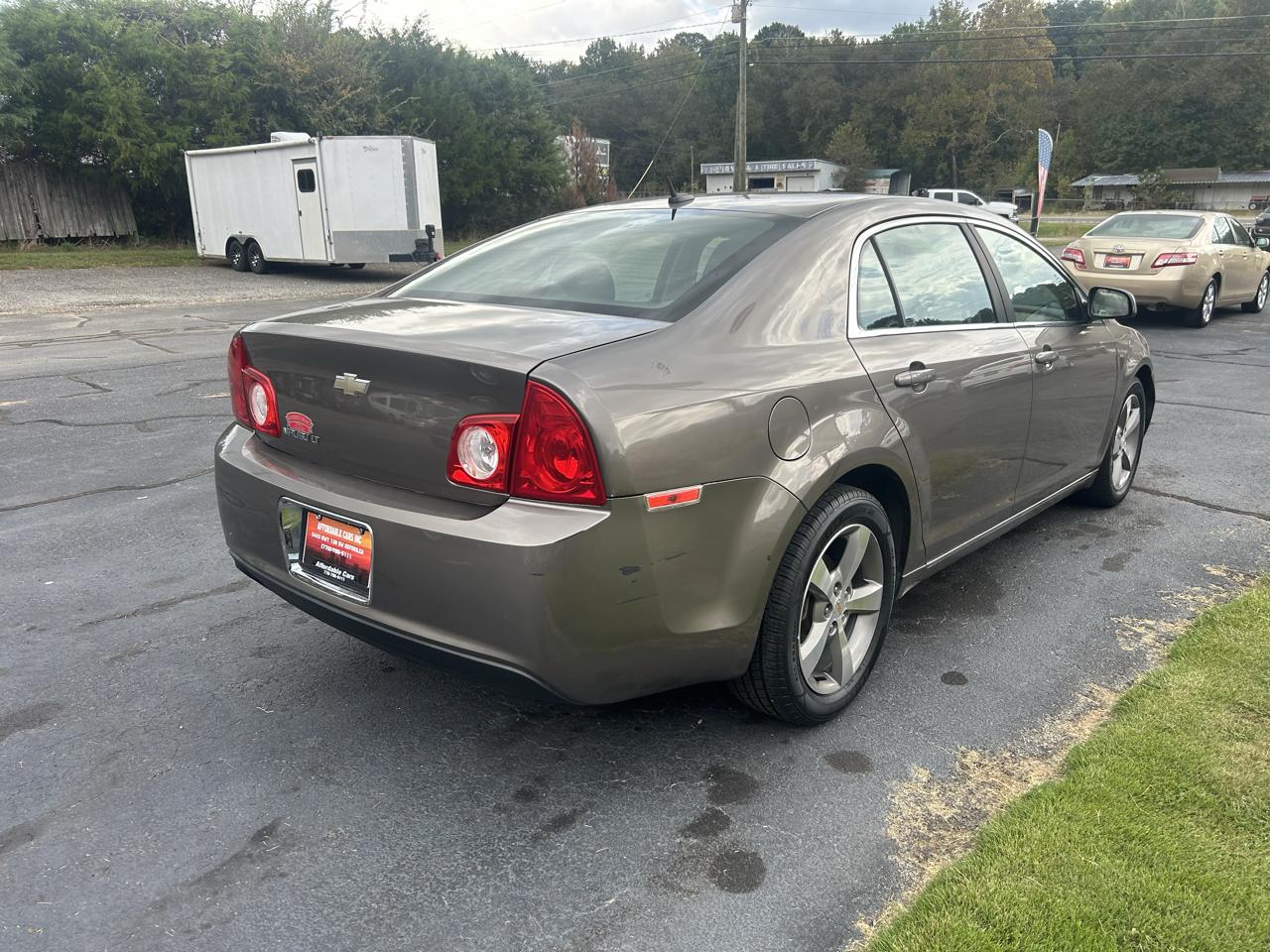 Chevrolet Malibu  2011