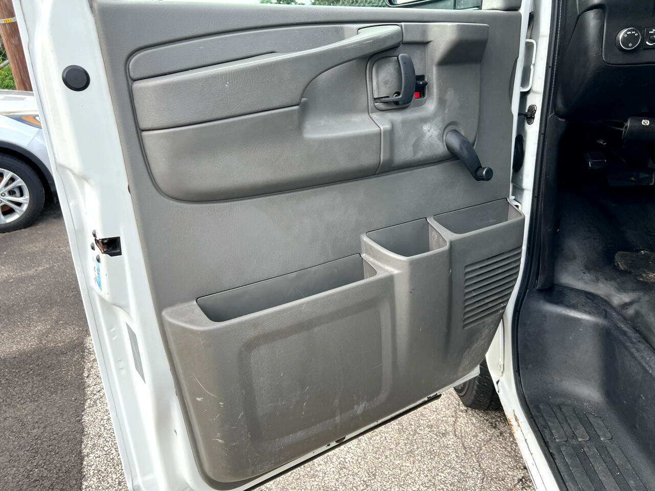 Chevrolet Express 2500 Cargo Extended 2011 Chevrolet Express 2500 Cargo Extended 2011