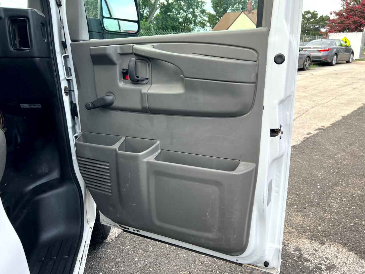 Chevrolet Express 2500 Cargo Extended 2011 Chevrolet Express 2500 Cargo Extended 2011
