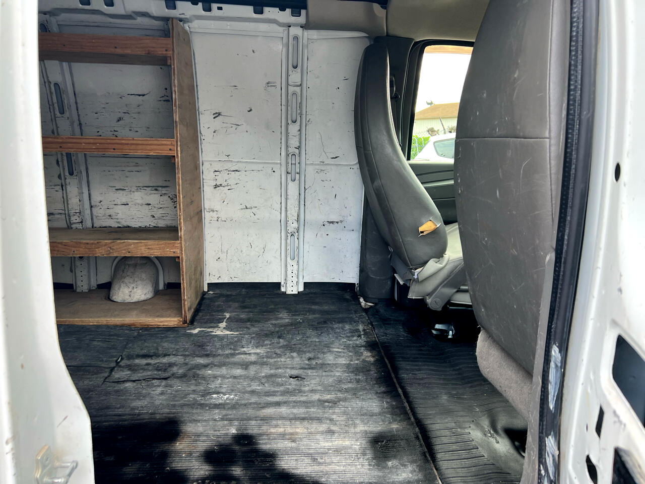 Chevrolet Express 2500 Cargo Extended 2011 Chevrolet Express 2500 Cargo Extended 2011