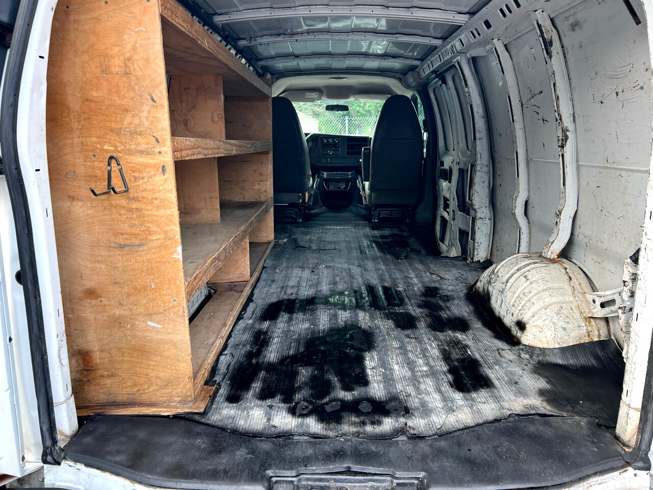 Chevrolet Express 2500 Cargo Extended 2011 Chevrolet Express 2500 Cargo Extended 2011