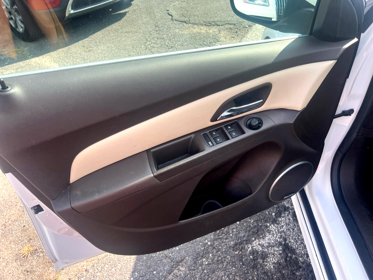 Chevrolet Cruze 2LT Auto 2013 Chevrolet Cruze 2LT Auto 2013