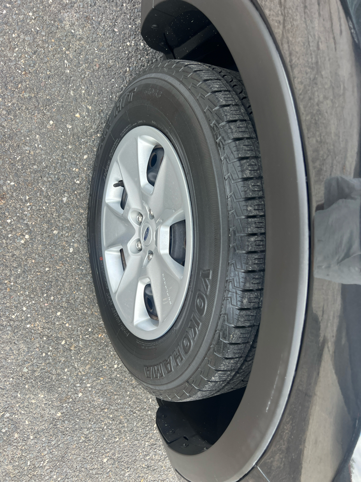 Ford Explorer Base FWD 2013 Ford Explorer Base FWD 2013